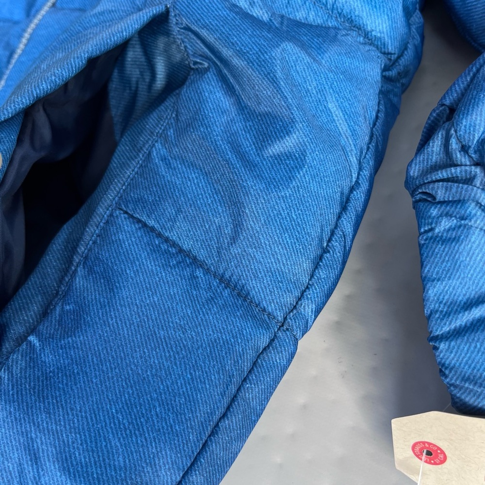 NWT Levi’s Retro Puffer Jacket - Kids Large - Picture 7 of 10